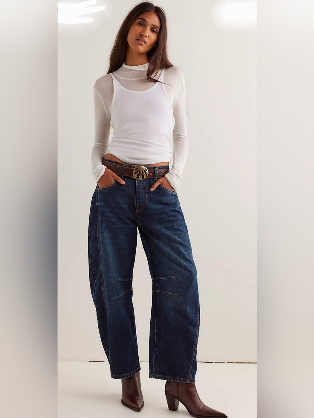 WE THE FREE PEOPLE GOOD LUCK MID RISE BARREL JEANS